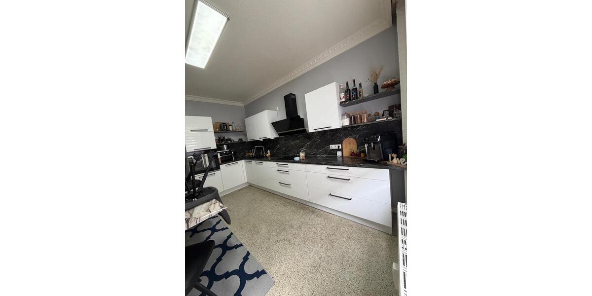 Etagenwohnung Duisburg Duisburg-Mitte - 3 Zimmer, 100 m&sup2;, 145.000&euro; | Angebot:27425670