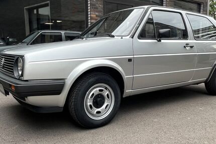 VW Golf 44.342 km 7.990 &euro; Duisburg 47138