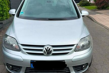 VW Golf 240.000 km 2.850 &euro; mönchengladbach 41065