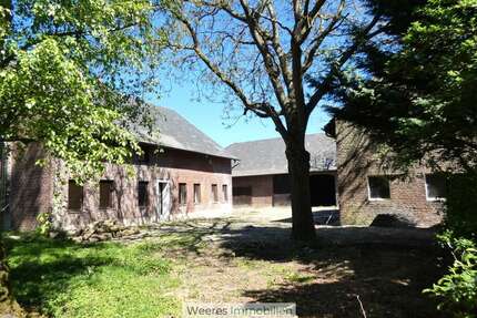 Haus Tönisvorst - 10 Zimmer, 272 m&sup2;, 670.000&euro; | Angebot:26459460
