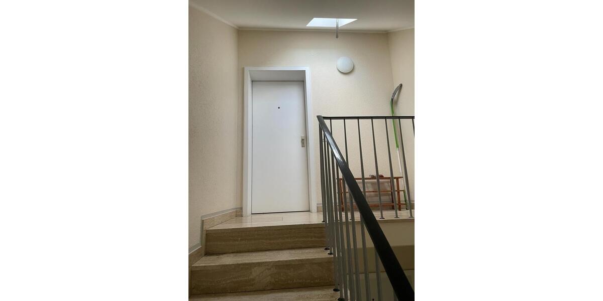 Dachgeschoßwohnung Ratingen Tiefenbroich - 2 Zimmer, 55 m&sup2;, 219.000&euro; | Angebot:27460602
