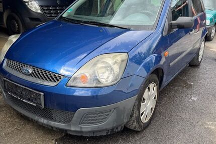Ford Fiesta 231.000 km 750 &euro; Kamp-Lintfort 47475