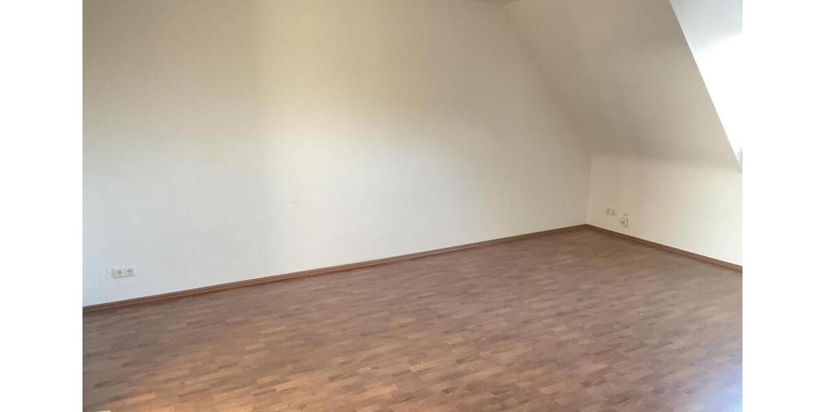 Etagenwohnung Duisburg Laar - 2 Zimmer, 62 m&sup2;, 499&euro; | Angebot:26385395