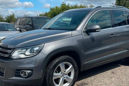 VW Tiguan 161.400 km 12.890 &euro; Kamp-Lintfort 47475