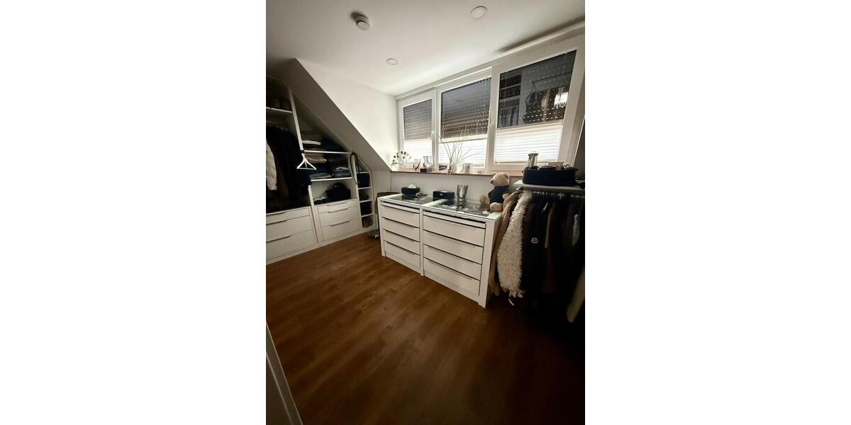 Reihenhaus Krefeld Benrad - 4 Zimmer, 96 m&sup2;, 335.000&euro; | Angebot:27428617
