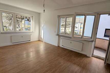 Wohnung Düsseldorf Oberbilk - 3 Zimmer, 80 m&sup2;, 1.040&euro; | Angebot:25805273