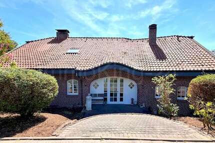 Haus Nettetal - 10 Zimmer, 390 m&sup2;, 950.000&euro; | Angebot:27332538