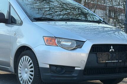 Mitsubishi Colt 124.778 km 2.990 &euro; Mönchengladbach 41068
