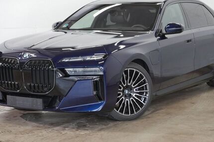BMW 750 11.857 km 102.870 &euro; Mülheim 45472