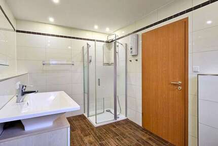 Haus Wegberg - 2 Zimmer, 74 m&sup2;, 179.900&euro; | Angebot:25384930