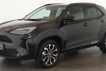 Toyota Yaris Cross 31.900 km 23.344 &euro; Düsseldorf 40233