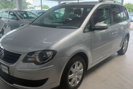 VW Touran 169.000 km 5.999 &euro; Rheinberg 47495