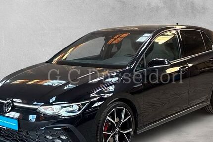 VW Golf 116.800 km 26.950 &euro; Düsseldorf 40233