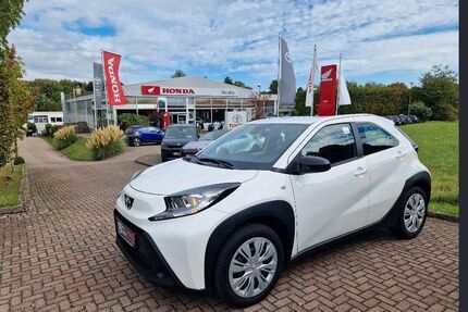 Toyota Aygo (X) 16.799 km 14.999 &euro; Ratingen 40882