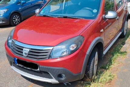 Dacia Sandero 60.000 km 3.444 &euro; Mülheim an der Ruhr 45478