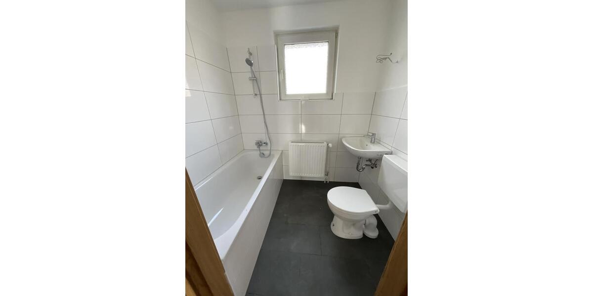 Etagenwohnung Duisburg Hamborn - 2.5 Zimmer, 47 m&sup2;, 379&euro; | Angebot:19597658