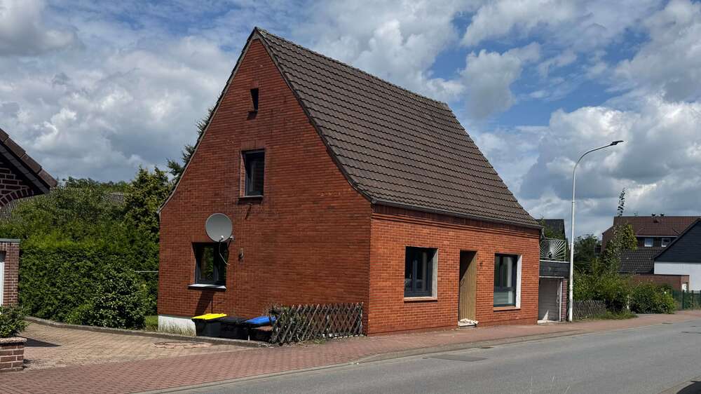 Einfamilienhaus Issum - 4 Zimmer, 105 m&sup2;, 329.000&euro; | Angebot:23990899
