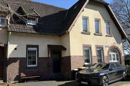 Haus Duisburg Hamborn - 6 Zimmer, 153 m&sup2;, 330.000&euro; | Angebot:26094502