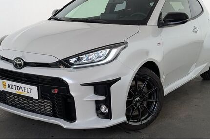 Toyota Yaris 5.250 km 38.960 &euro; Düsseldorf 40599