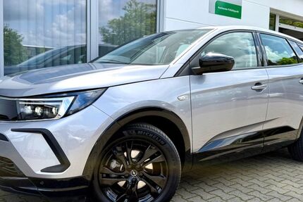 Opel Grandland (X) 10.600 km 25.250 &euro; Viersen 41748