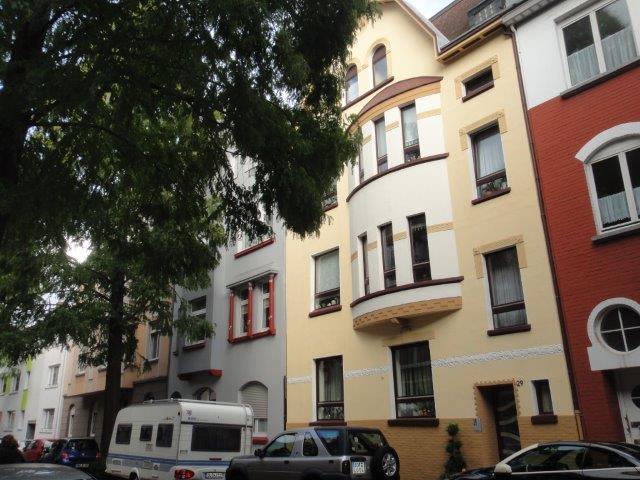 Dachgeschoßwohnung Duisburg Laar - 2.5 Zimmer, 65 m&sup2;, 470&euro; | Angebot:26492220