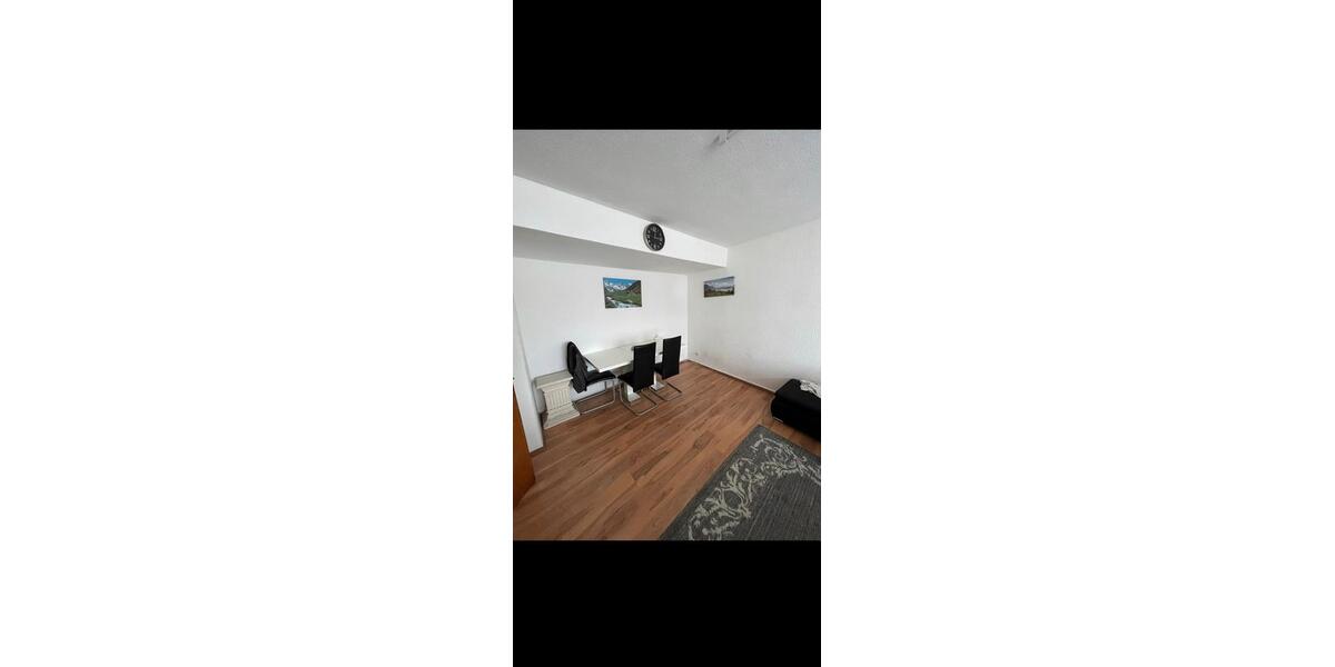 Etagenwohnung Duisburg Walsum - 5.5 Zimmer, 150 m&sup2;, 175.000&euro; | Angebot:27474931