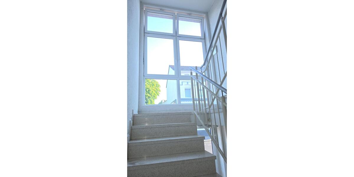Etagenwohnung Mönchengladbach Süd - 4 Zimmer, 100 m&sup2;, 235.000&euro; | Angebot:27253690