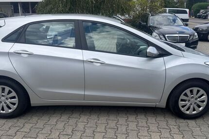 Hyundai i30 86.000 km 8.700 &euro; Meerbusch 40668