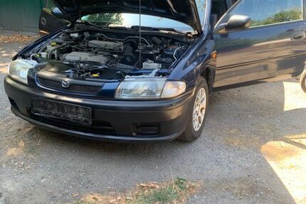 Mazda 323 76.200 km 1.800 &euro; Duisburg 47237