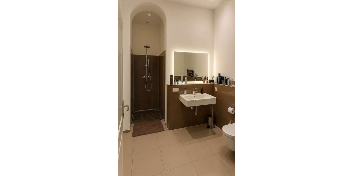 Etagenwohnung Düsseldorf Derendorf - 2 Zimmer, 66 m&sup2;, 385.000&euro; | Angebot:27374766