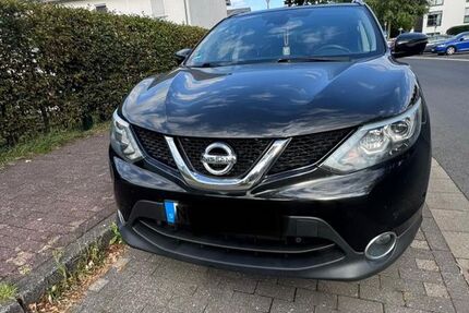 Nissan Qashqai 170.000 km 9.700 &euro; Kamp Lintfort 47475