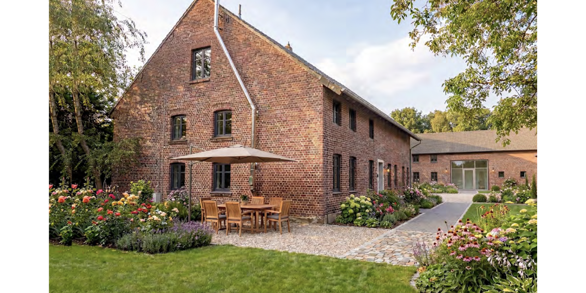 Einfamilienhaus Tönisvorst - 10 Zimmer, 400 m&sup2;, 670.000&euro; | Angebot:26750896
