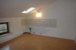 Dachgeschoßwohnung Duisburg Laar - 2.5 Zimmer, 65 m&sup2;, 470&euro; | Angebot:26492220